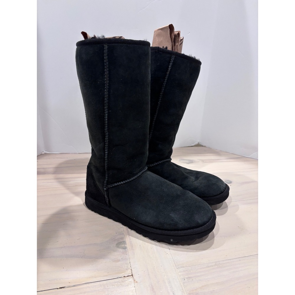 UGG Australia Classic Tall 5815 Black Suede Sheepskin Boots Womens 8